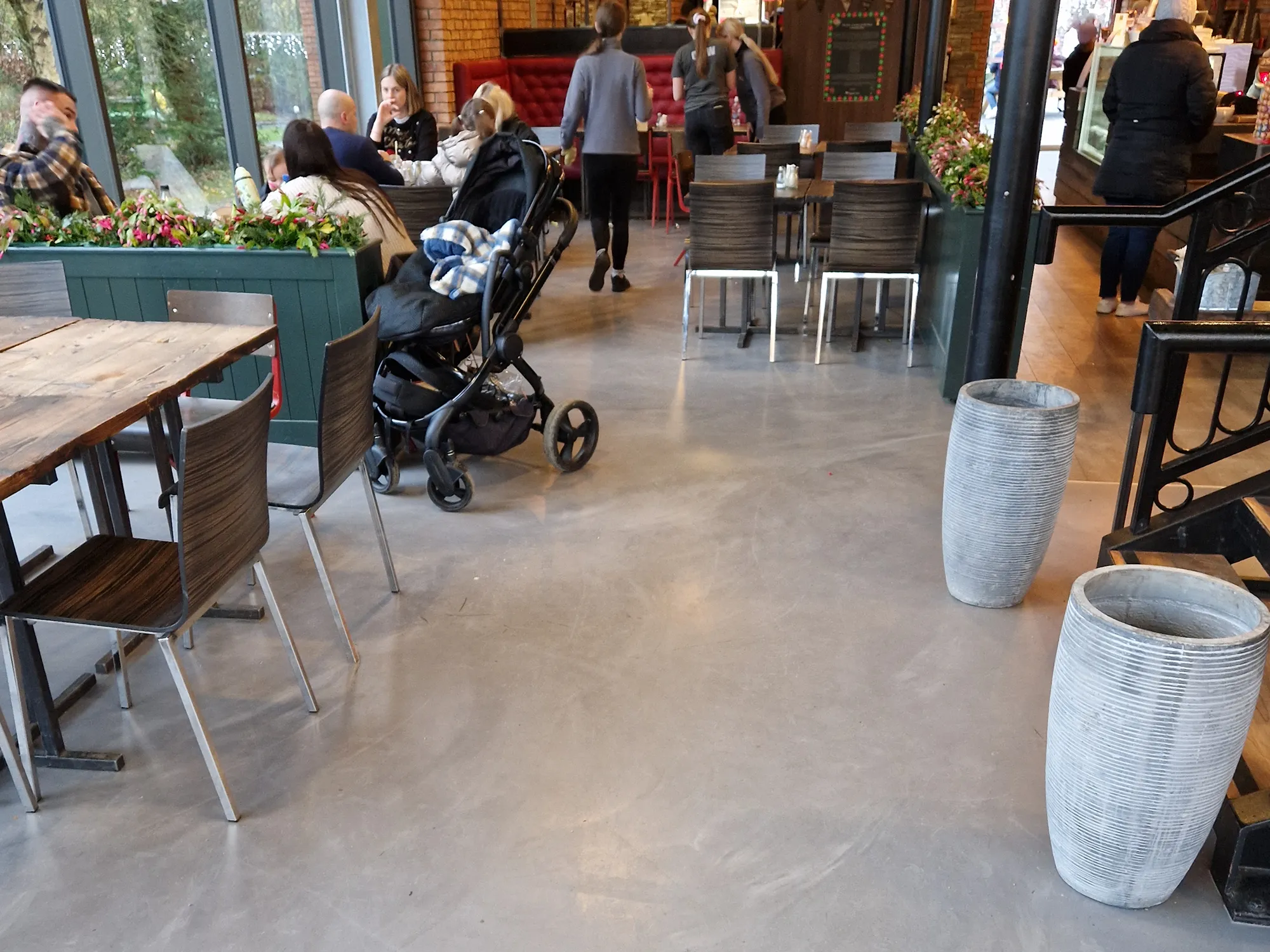Residential & Retail Flooring Specialists